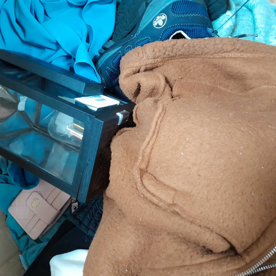 APPROXIMATELY 15 ASSORTED ITEMS TO INCLUDE HELENE BERMAN QUILTED COAT, RUTH LANGFORD COAT, CENTIGRADE JACKET 