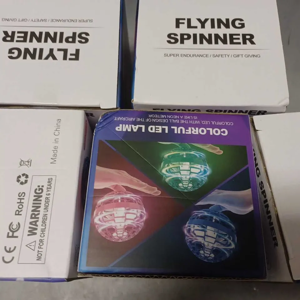 5 BOXED FLYING SPINNER TOYS 