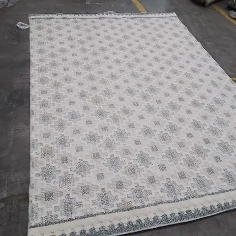 QUALITY DESIGNER AREA RUG APPROXIMATELY 300X200CM