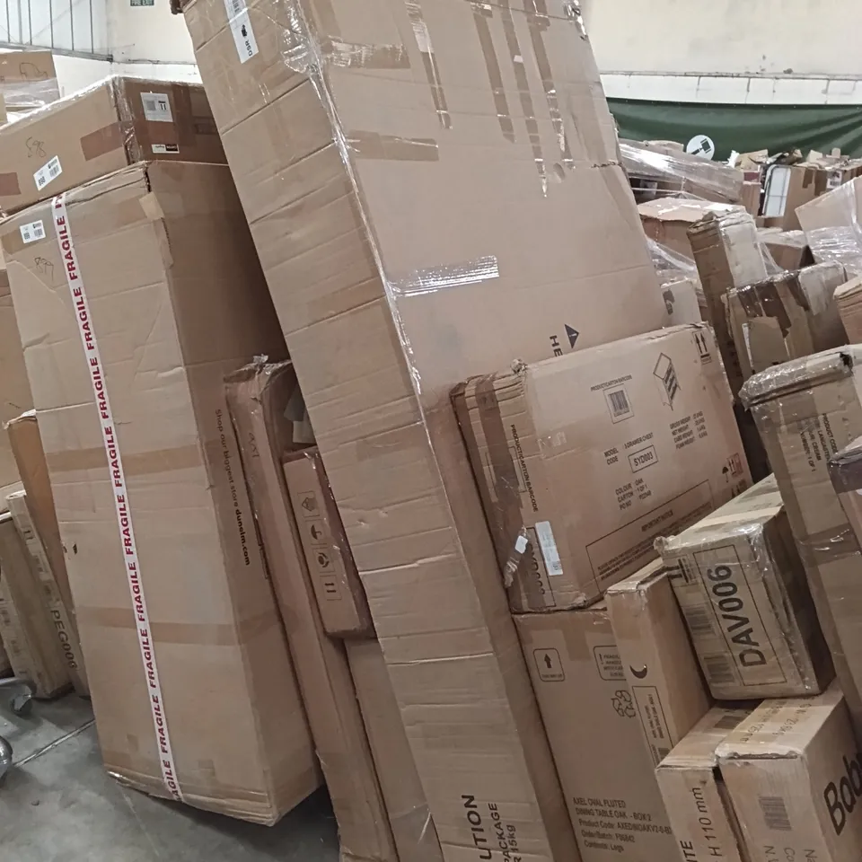 BOXED EXTENDING DINING TABLE (1 BOX)