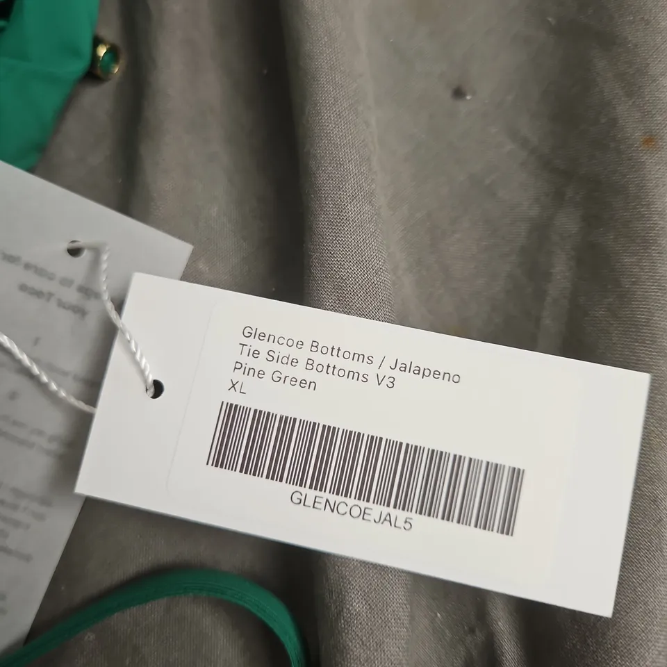 The North Face black drawstring pants (XXL) + TOCO Pine Green bikini set (XL)