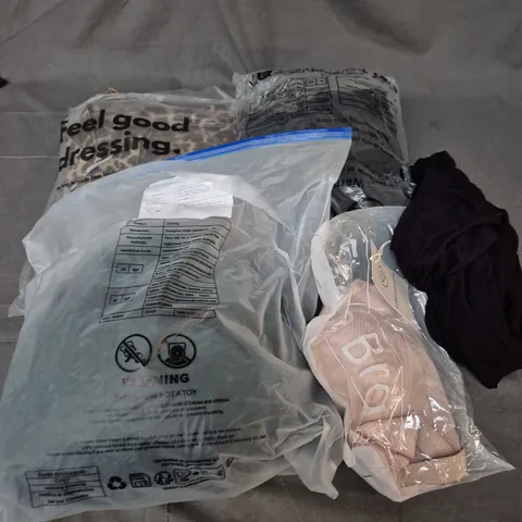 APPROXIMATELY 30 ASSORTED CLOTHING ITEMS IN VARIOUS SIZES, STYLES & COLOURS TO INCLUDE BRANDS SUCH AS NEVER FULLY DRESSED, CYBERJAMMIE, FREEBRA, ETC - COLLECTION ONLY, ETC - COLLECTION ONLY