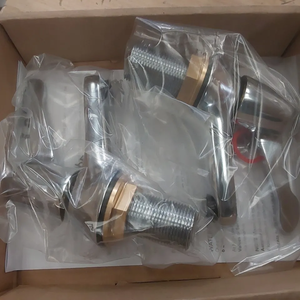 BRAND NEW BOXED LECICO SOUTHBURY BATH TAP PAIR