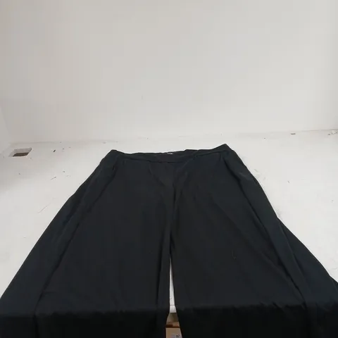 BON PRIX BLACK CULOTTES SIZE XL