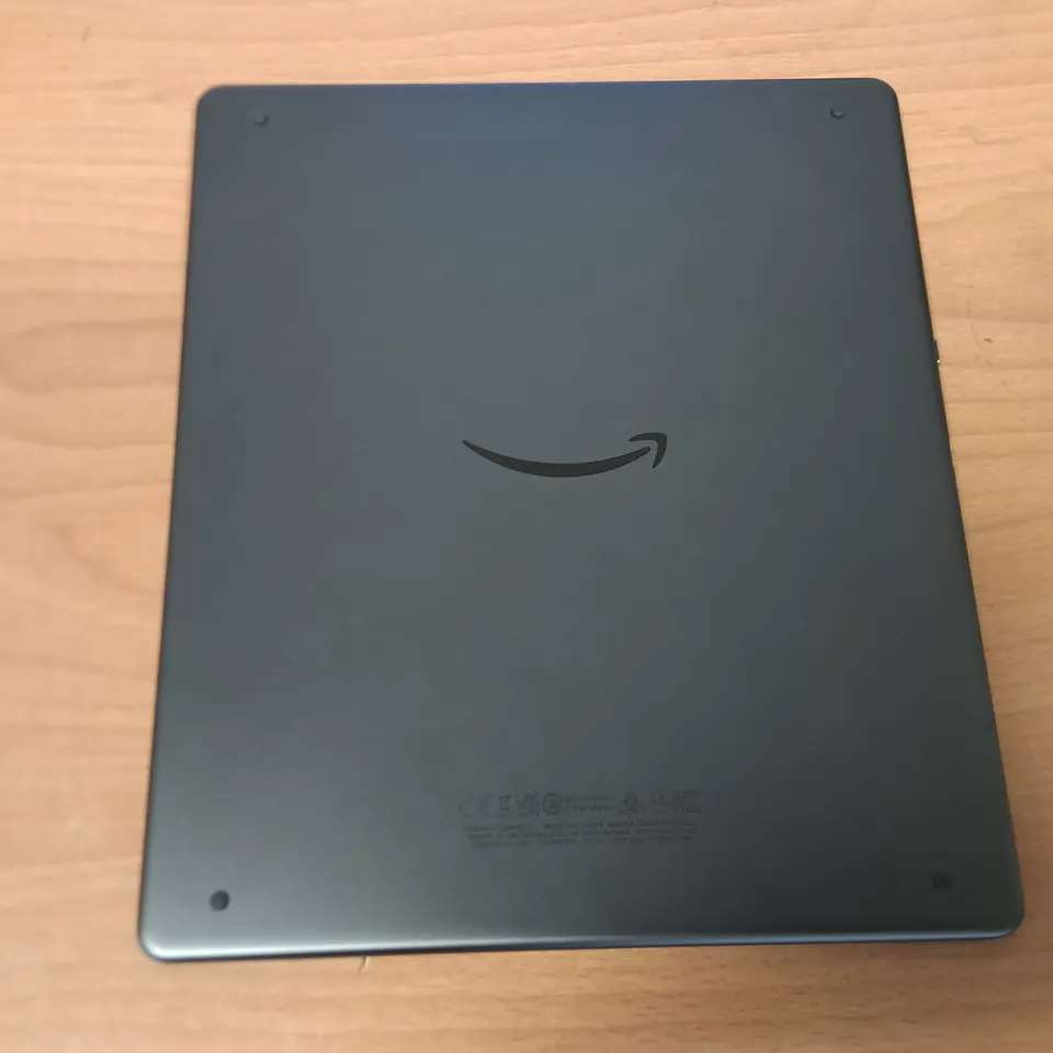 BOXED AMAZON KINDLE SCRIBE 32GB IN TUNGSTEN GREY - C4A6T4