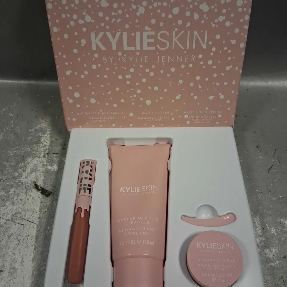 BOXED KYLIE SKIN BY KYLIE JENNER GIFT SET