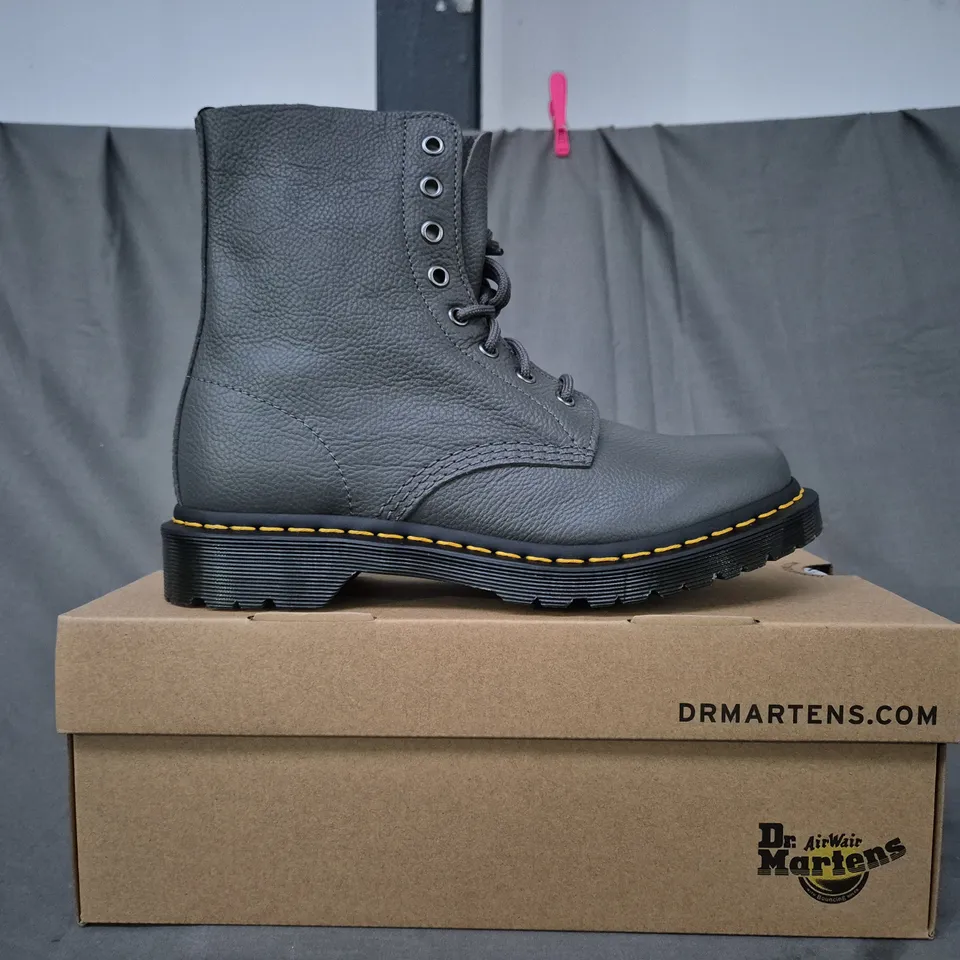 BOXED PAIR OF DR MARTENS 1460 PASCAL ANKLE BOOTS IN GUNMETAL UK SIZE 7