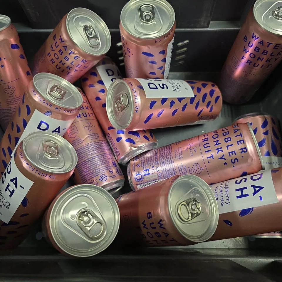APPROXIMATELY 13 ASSORTED DRINK ITEMS TO INCLUDE - FANTA , DA-SH RASPBERRY  SPARKLING WATER 
