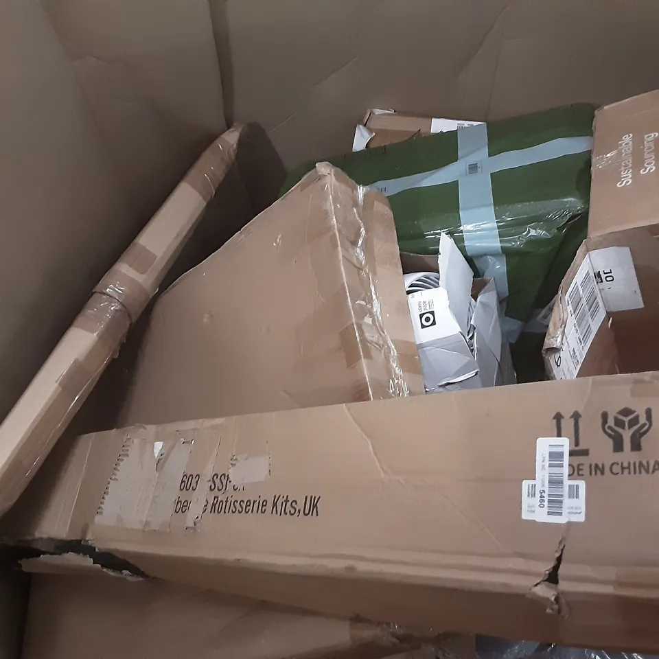 LARGE PALLET OF ASSORTED HOMEWARE ITEMS TO INCLUDE FOLDING TABLE, FANS, CLOTHES AIRERS ETC