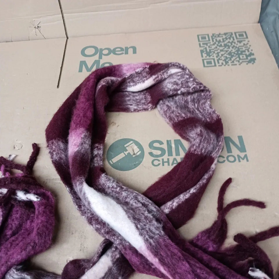 PEACOCKS PURPLE & MAGENTA KNIT SCARF – ONE SIZE
