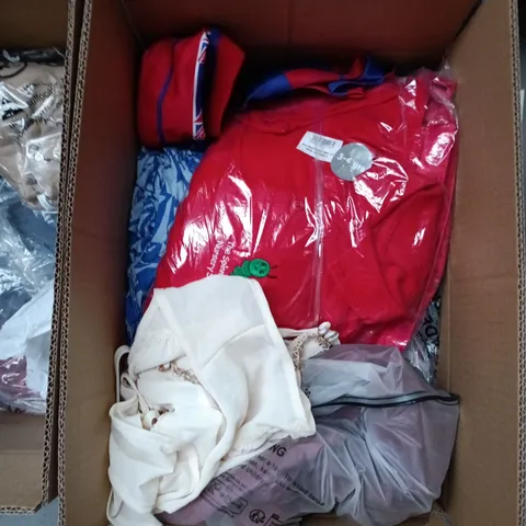 BOX OF APPROXIMATELY 12 ASSORTED CLOTHING ITEMS TO INCLUDE: GREEN FLARED JOGGERS