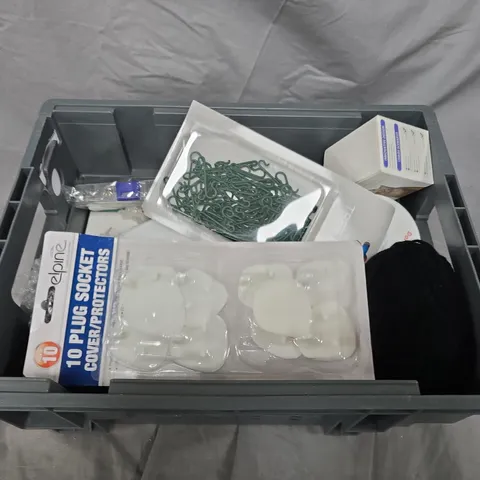 APPROXIMATELY 20 ASSORTED HOUSEHOLD ITEMS TO INCLUDE PLUG SOCKETS, TREE HOOKS AND SOFT PUTTY