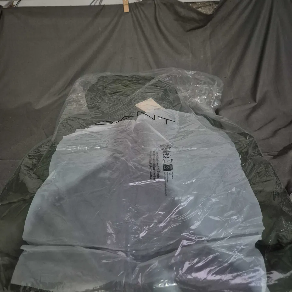 GANT ACTIVE CLOUD MID LENGHT JACKET, COUNTRY GREEN. MEDIUM. BAGGED