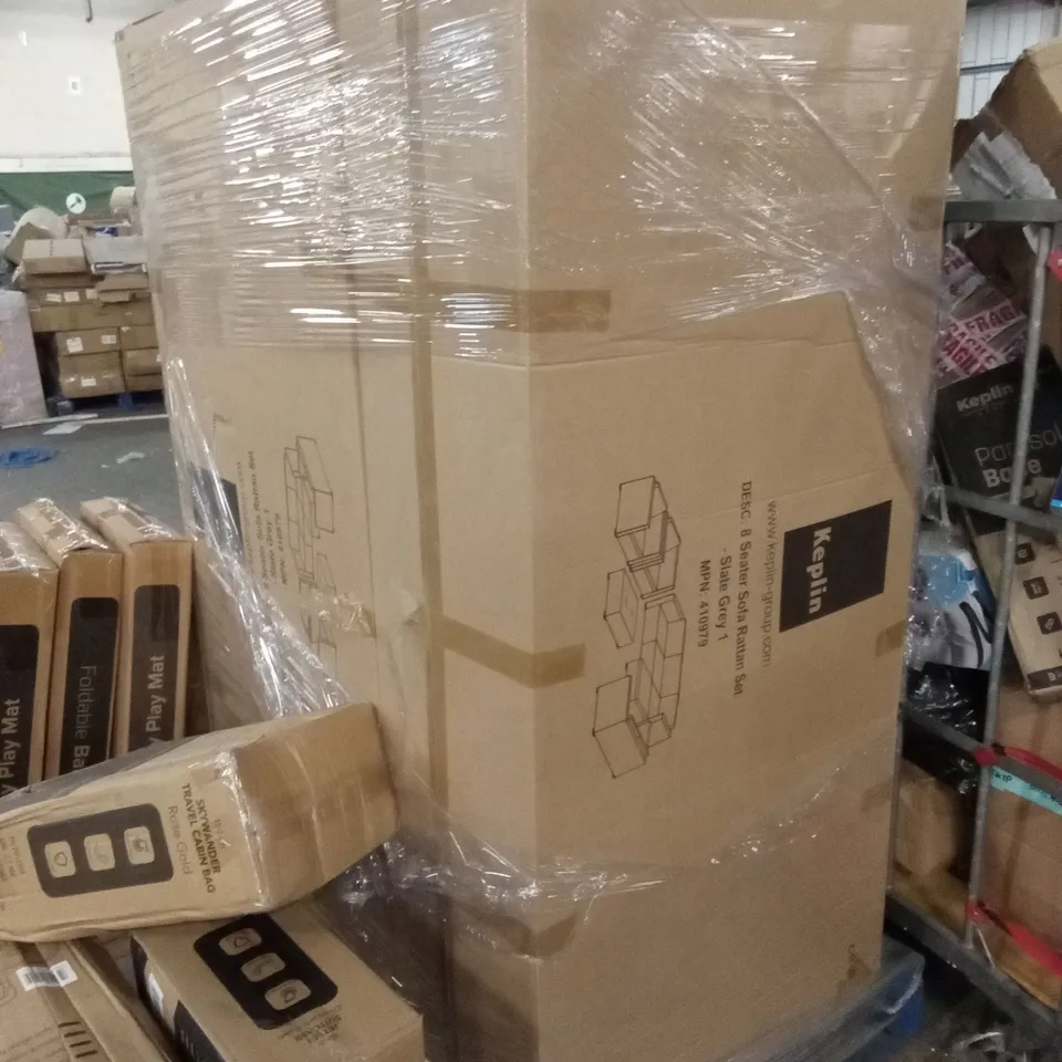 PALLET OF ASSORTED INCOMPLETE RATTAN FURNITURE PARTS AND PIECES