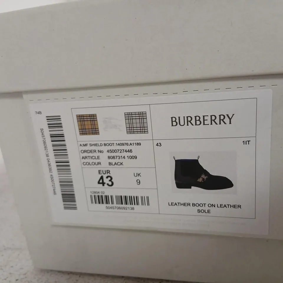 BURBERRY BLACK LEATHER BOOT ON LEATHER SOLE, UK 9 (EU 43) – DUST BAG & BOX
