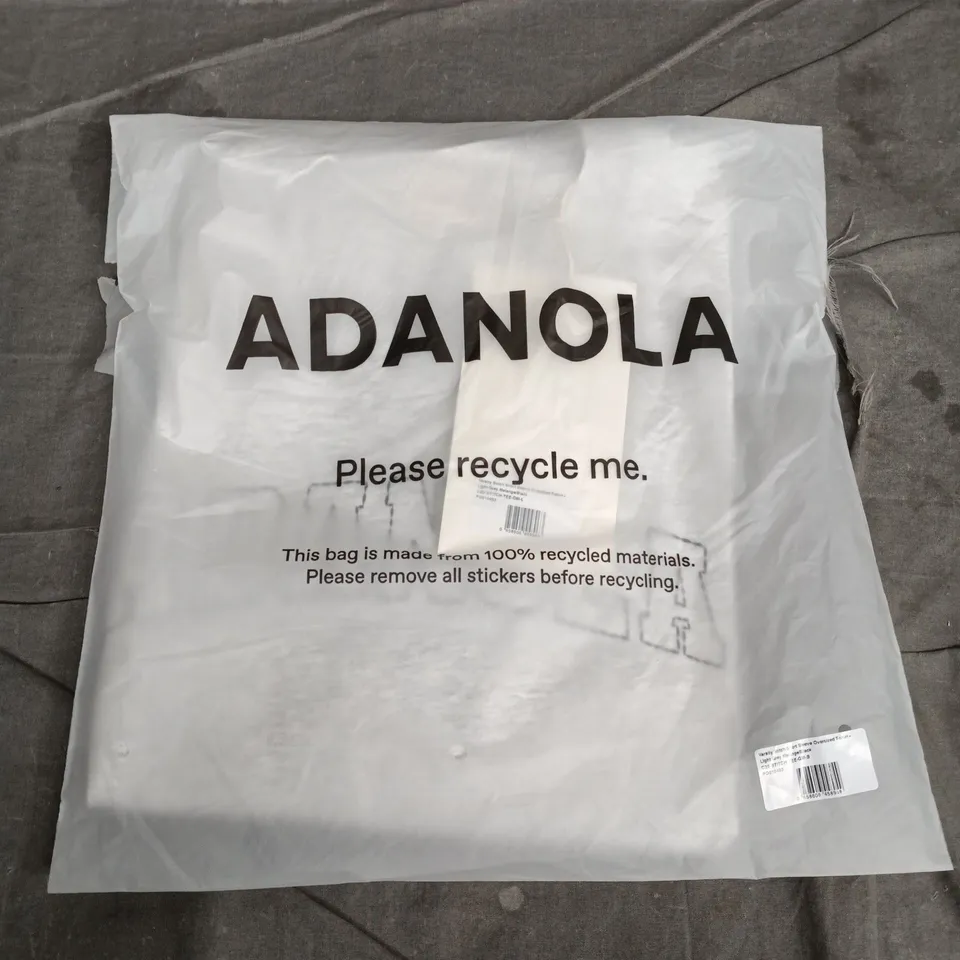 BAGGED ADANOLA VARSITY STITCH SHORT SLEEVE OVERSIZED T-SHIRT – LIGHT GREY MELANGE/BLACK, SIZE S