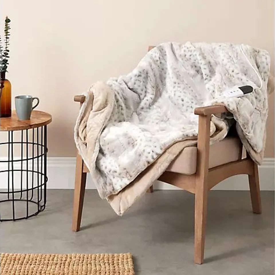 COZEE HOME PRINT FAUX FUR ANF VELETSOFT THROW