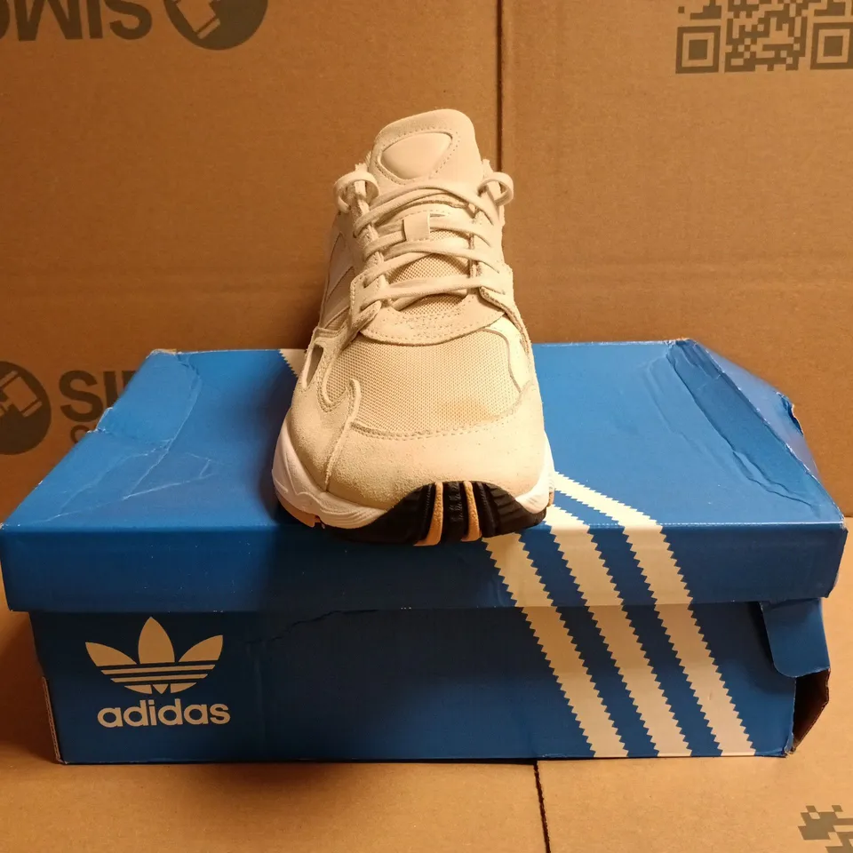 BOXED PAIR OF ADIDAS FALCON W TRAINERS IN SAND SIZE UK 9