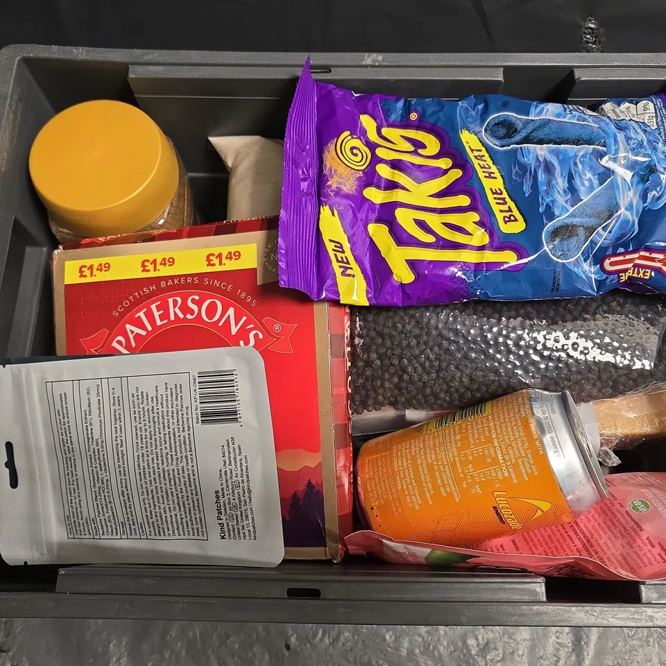 APPROXIMATELY 15 ASSORTED FOOD ITEMS TO INCLUDE LUCOZADE , TAKIS , CHEWITS , ETC 