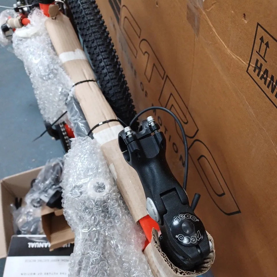 LECTOR ADVENTURER LOW STEP 36V ELECTRIC BIKE - ORANGE / COLLECTION ONLY