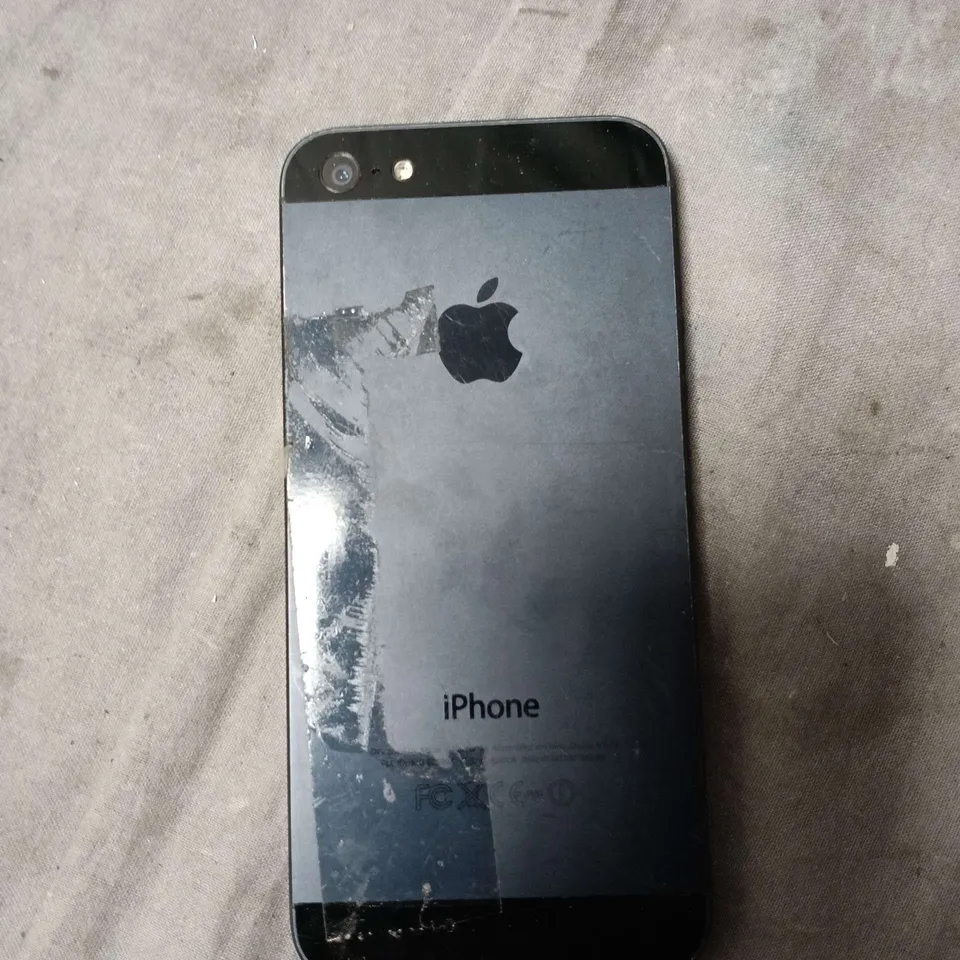 APPLE IPHONE 5 SMARTPHONE 