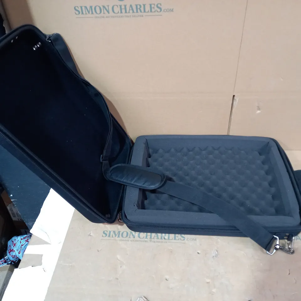 CTRL CASE BLACK CARRY CASE