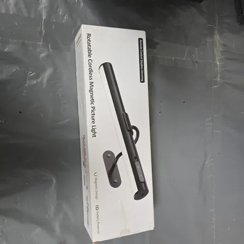 ROTATABLE CORDLESS MAGNETIC PICTURE LIGHT – RECHARGEABLE – BOXED