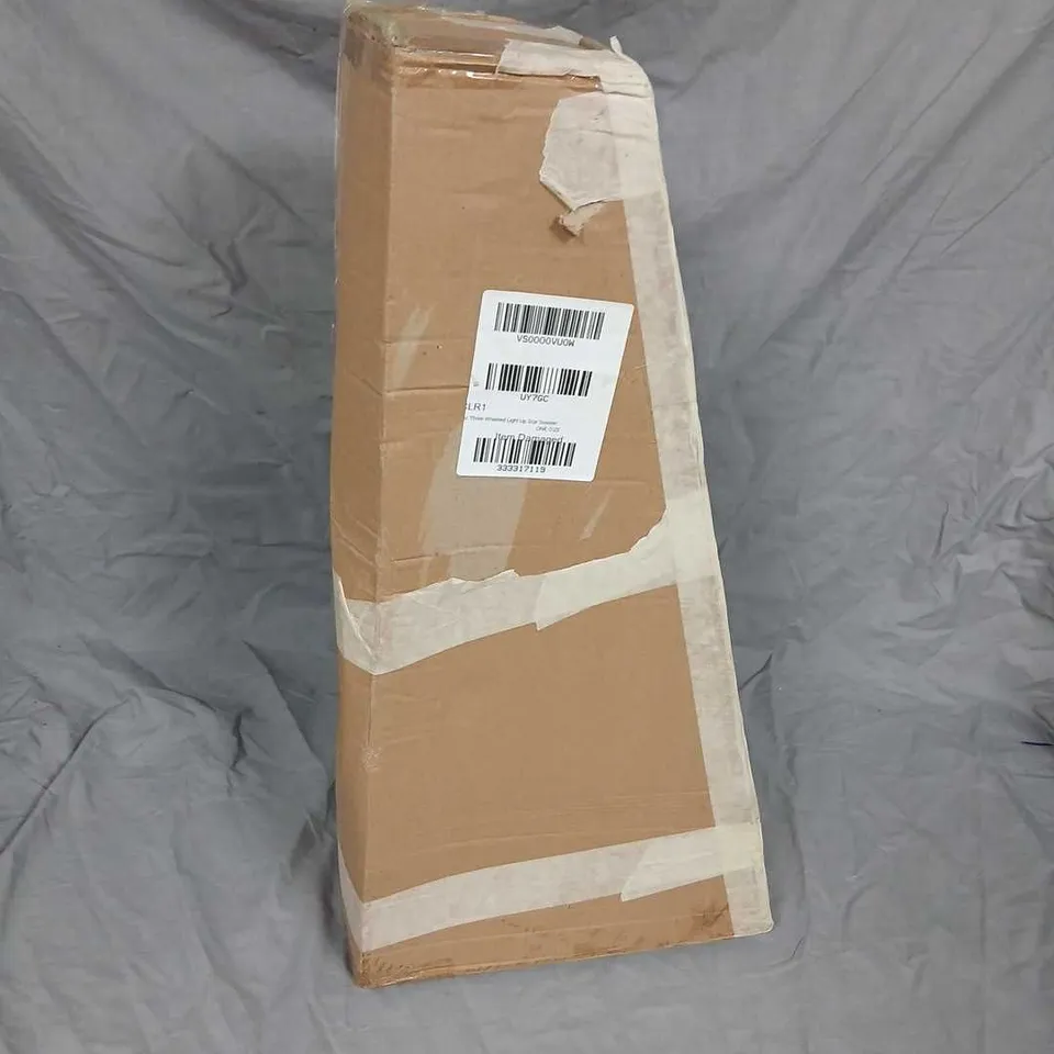 ZINC 3 WHEELED LIGHT UP STAR SCOOTER 