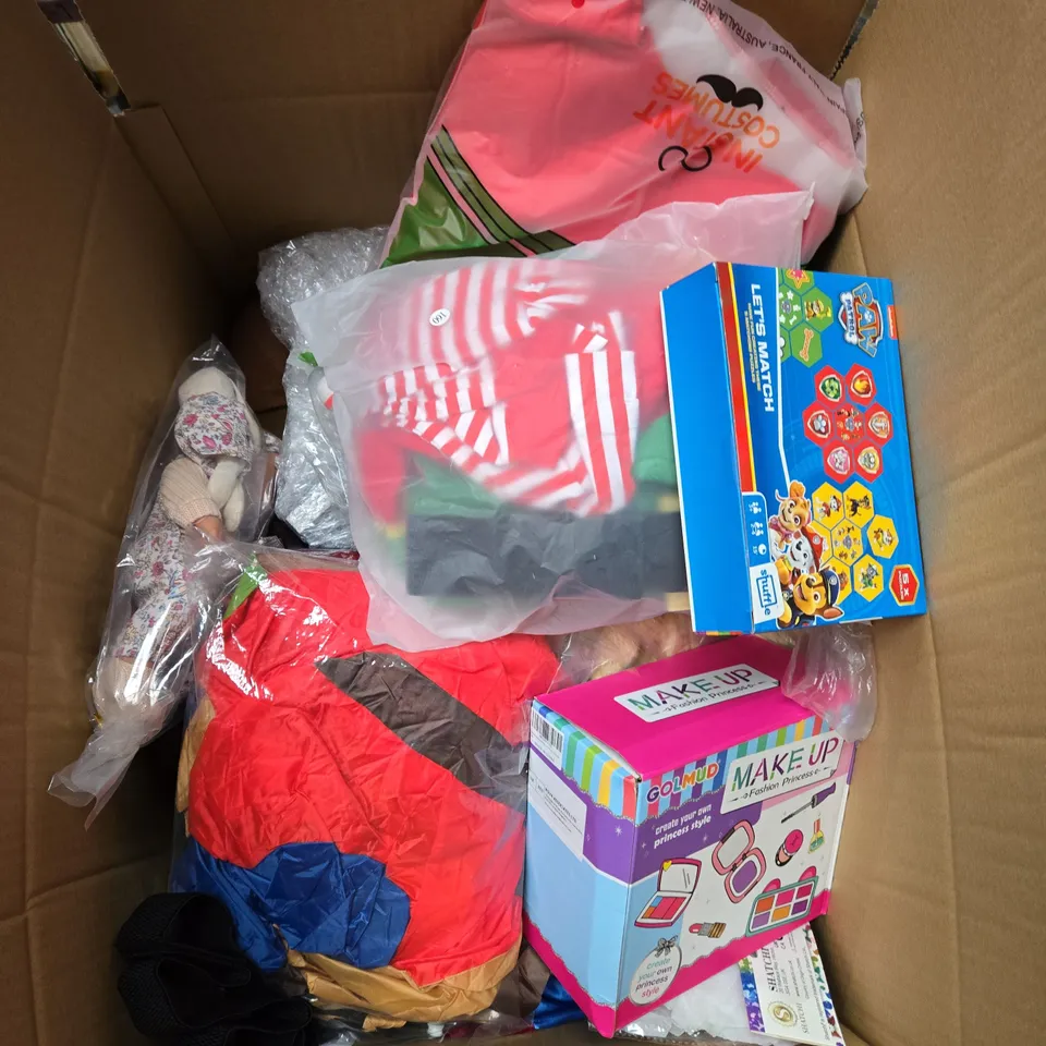 LARGE BOX OF ASSORTED TOYS AND GAMES 