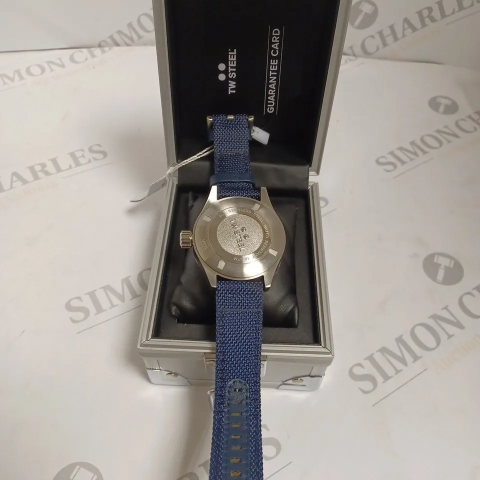 TW STEEL GENTS VOLANTE STAINLESS STEEL 45MM WATCH - BLUE