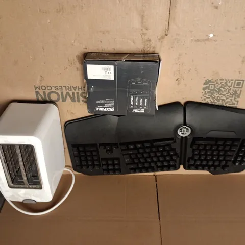 APPROXIMATELY 10 ASSORTED ELECTRICAL ITEMS TO INCLUDE T1 TEST CHARGER, KEYBOARDS, TOASTER ETC - COLLECTION ONLY 