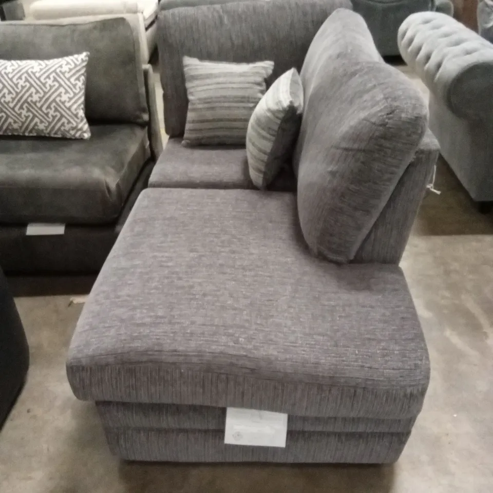 APPROX 5 x ASSORTED DESIGNER INCOMPLETE SOFA PARTS