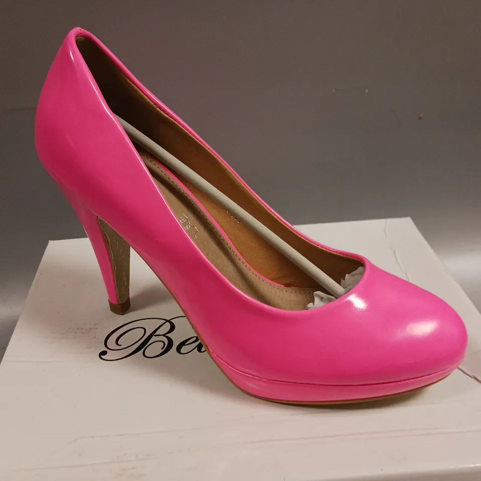 LOT OF 6 PAIRS OF BELLO STAR PINK SHOES - VARIOUS SIZES