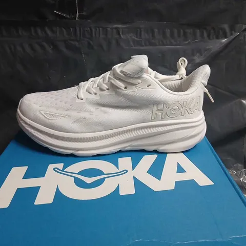 HOKA CLIFTON 9 MEN'S RUNNING SHOES – WHITE, UK 7 (US 7.5)