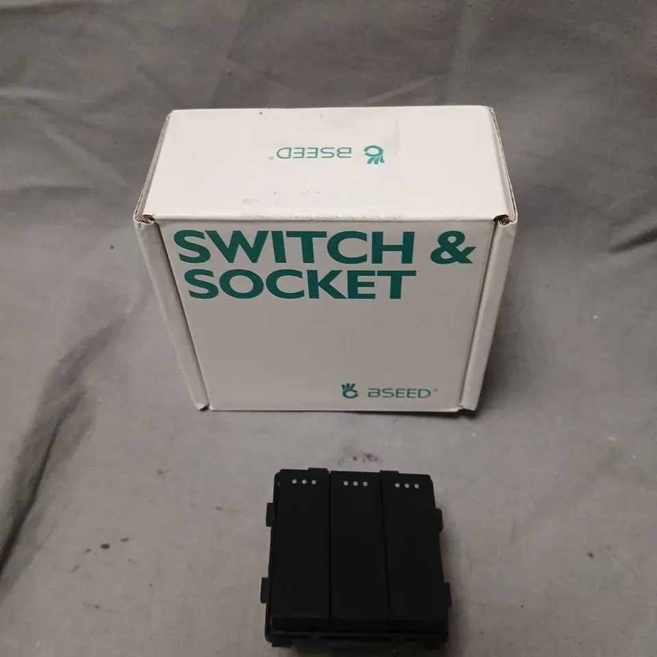 BSEED SWITCH & SOCKET 3-GANG MODULE – BLACK 