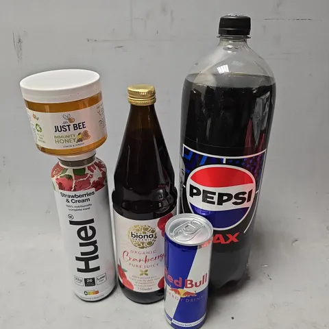 APPROXIMATELY 5 ASSORTED FOOD & DRINK ITEMS TO INCLUDE - PEPSI MAX , RED BULL ETC