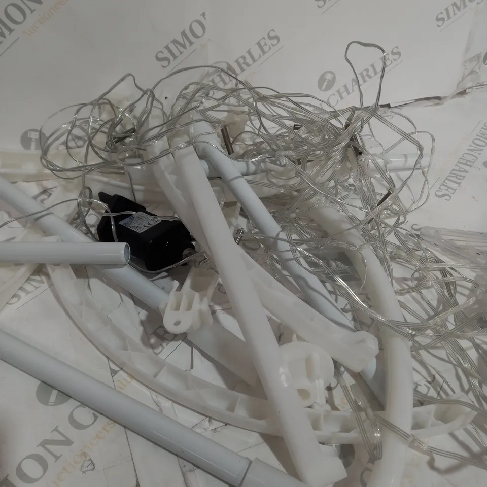 FLIPO MAGIC INDOOR/OUTDOOR CHRISTMAS TREE LIGHT