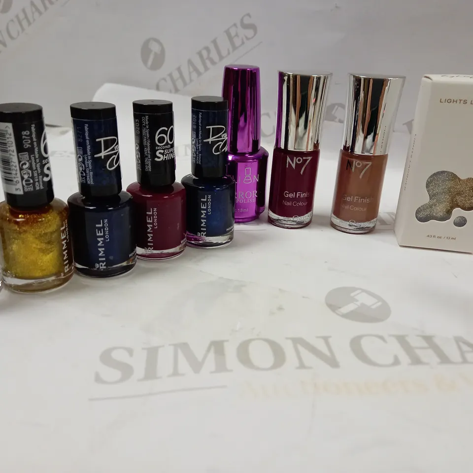 ASSORTMENT OF NAIL POLISHES APPROX. 20 ITEMS 