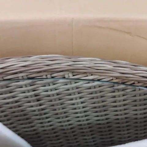 BOXED ROUND 1.4M DINING TABLE - NATURAL
