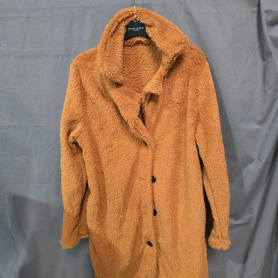 BOX OF APPROXIMATELY 25 CLOTHING ITEMS INCLUDING: FLUFFY CREAM HOODIE, FLUFFY ORANGE COAT AND TIMECATCHER BROWN JUMPER
