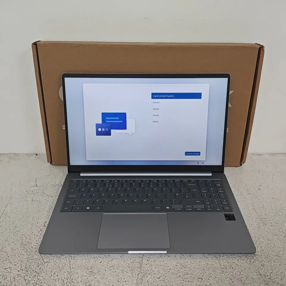 BOXED SAMSUNG GALAXYBOOK 4 EDGE SNAPDRAGON X PLUS16GB RAM LAPTOP IN SILVER - 750XQA-KB2