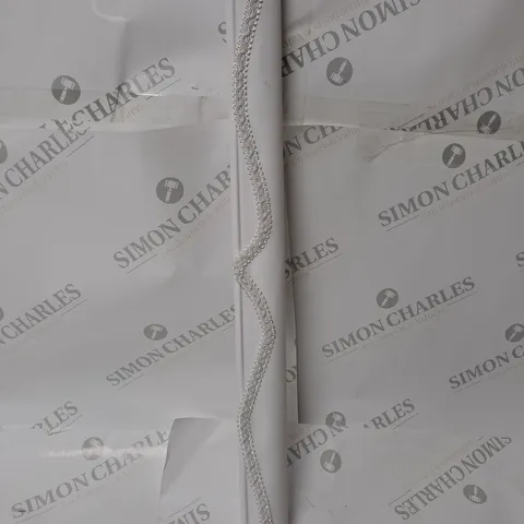 PLAIN SCALLOPED ROLLER BLIND 60X160CM