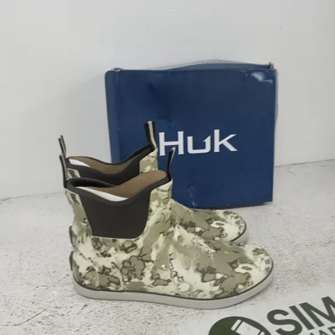 MEN'S CAMOUFLAGE BOOTS UK 13 (US 14 / EU 48.5) – FOOTWEAR