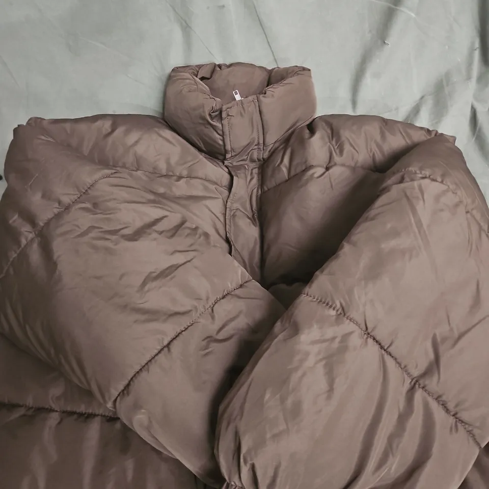 COLLUSION BROWN PUFFER JACKET – UK SIZE M