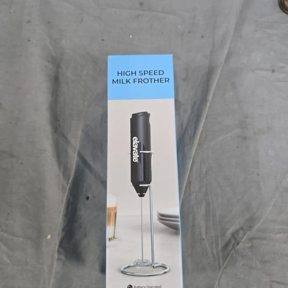 BOX OF APPROXIMATELY 15 HOUSEHOLD ITEMS TO INCLUDE:CRIMP IT, LIQUID CHALK AND MILK FROTHER