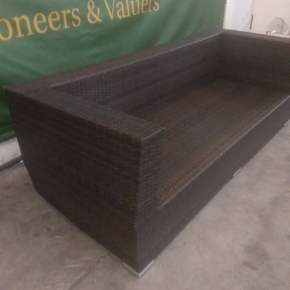 RATTAN EFFECT 3 SEATER GARDEN SOFA BROWN