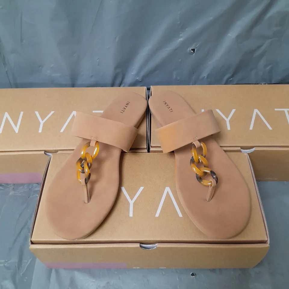 LOT OF 3 PAIRS OF INYATI LADIES THONG SANDALS TOASTED NUT SIZE 6 