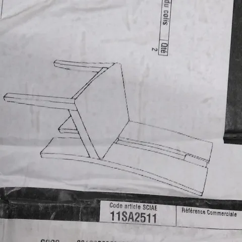 BOXED 2 CHAISE LISCIA 69 CHAIRS