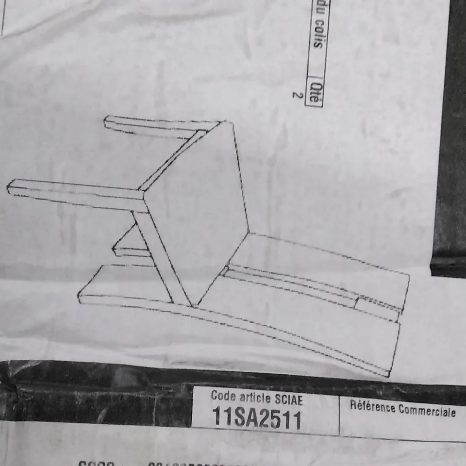 BOXED 2 CHAISE LISCIA 69 CHAIRS 