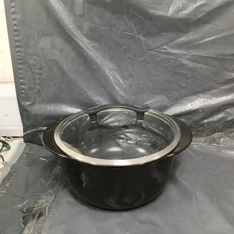 LARGE COOKING POT WITH CLEAR LID 
